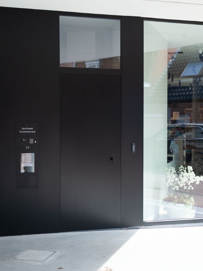 Pharmasafe doorgeefsysteem met afhaallockers